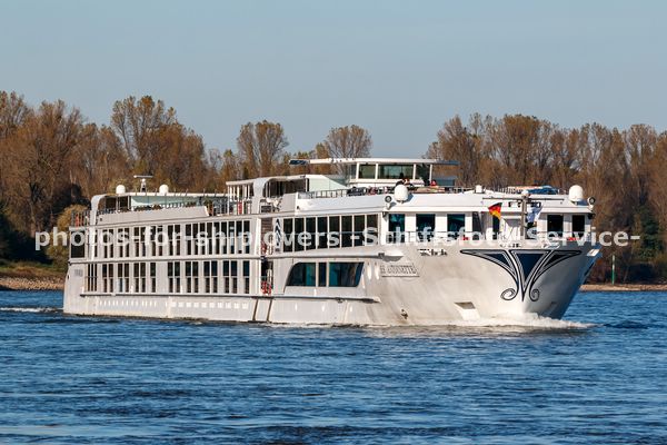 S.S.-ANTOINETTE-01-031124-17