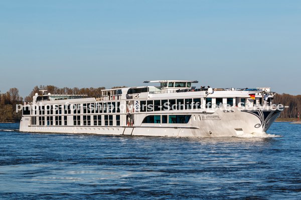 S.S.-ANTOINETTE-03-031124-17